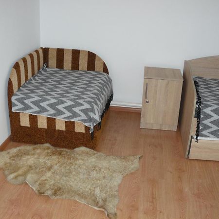 Hostynnyi Botsiun Hotel Дубно Екстериор снимка