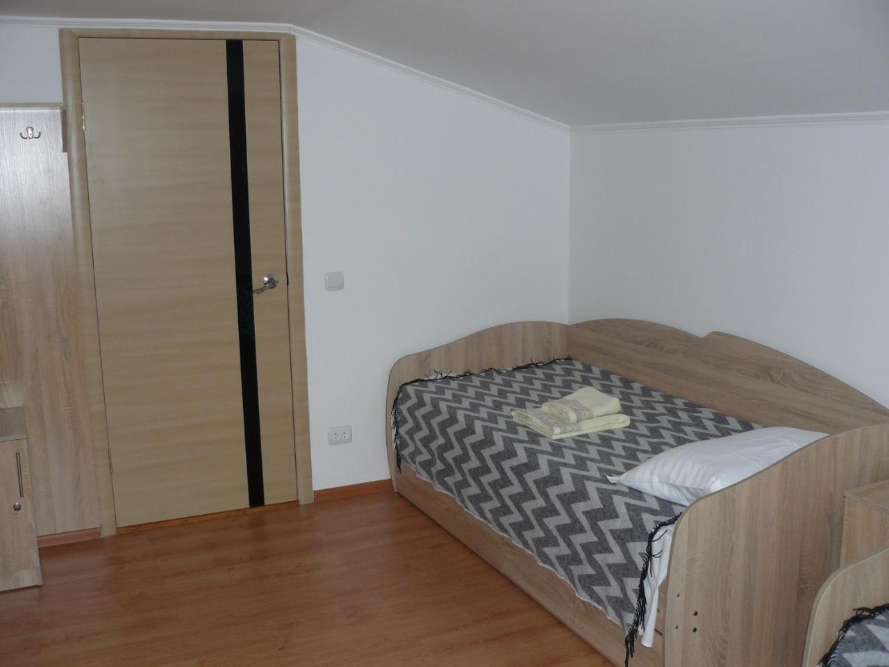 Hostynnyi Botsiun Hotel Дубно Екстериор снимка