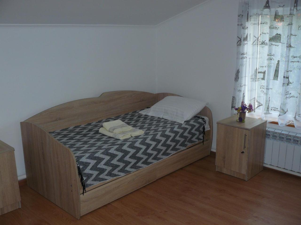 Hostynnyi Botsiun Hotel Дубно Екстериор снимка