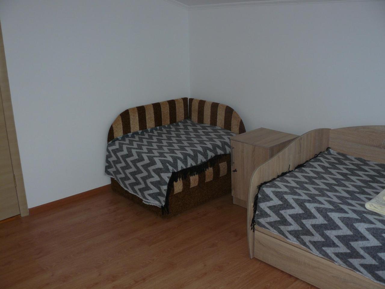 Hostynnyi Botsiun Hotel Дубно Екстериор снимка